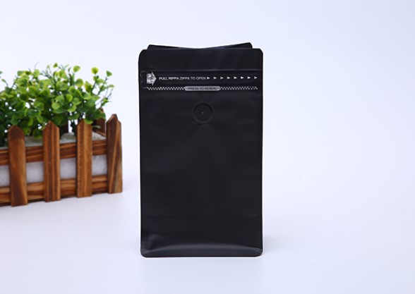 32478Plain bags on promotion